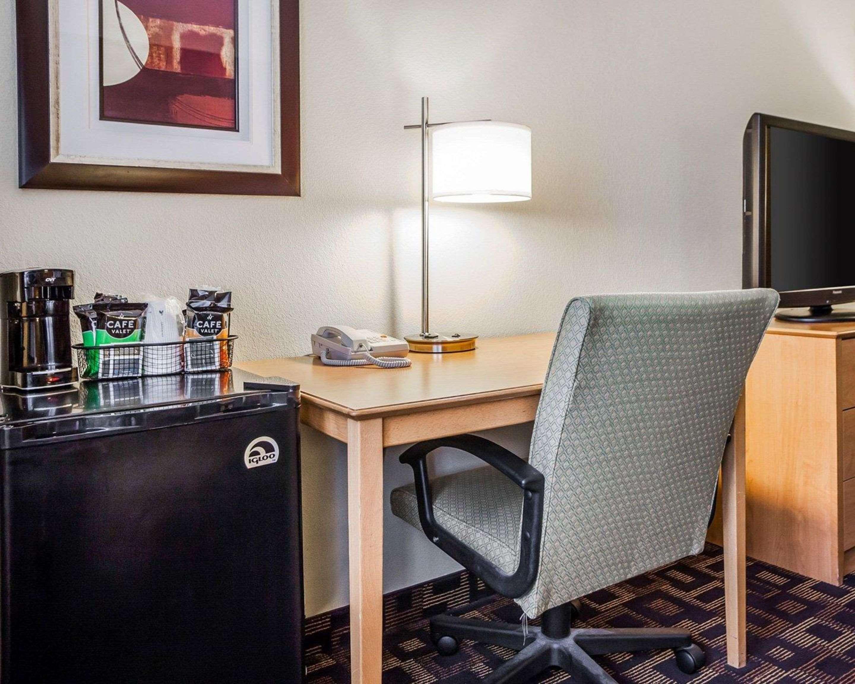 Quality Inn & Suites Des Moines Airport Dış mekan fotoğraf
