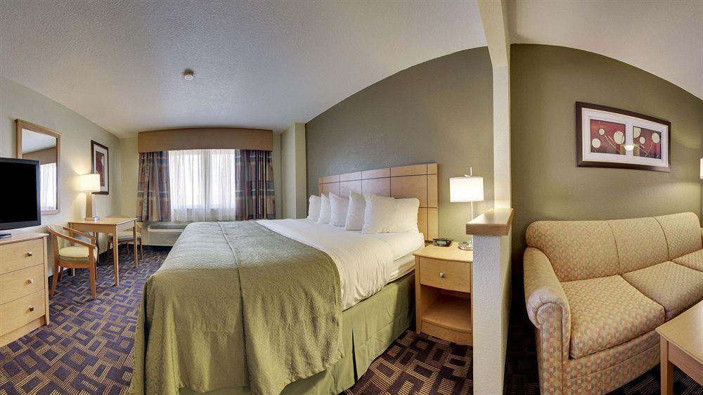 Quality Inn & Suites Des Moines Airport Dış mekan fotoğraf